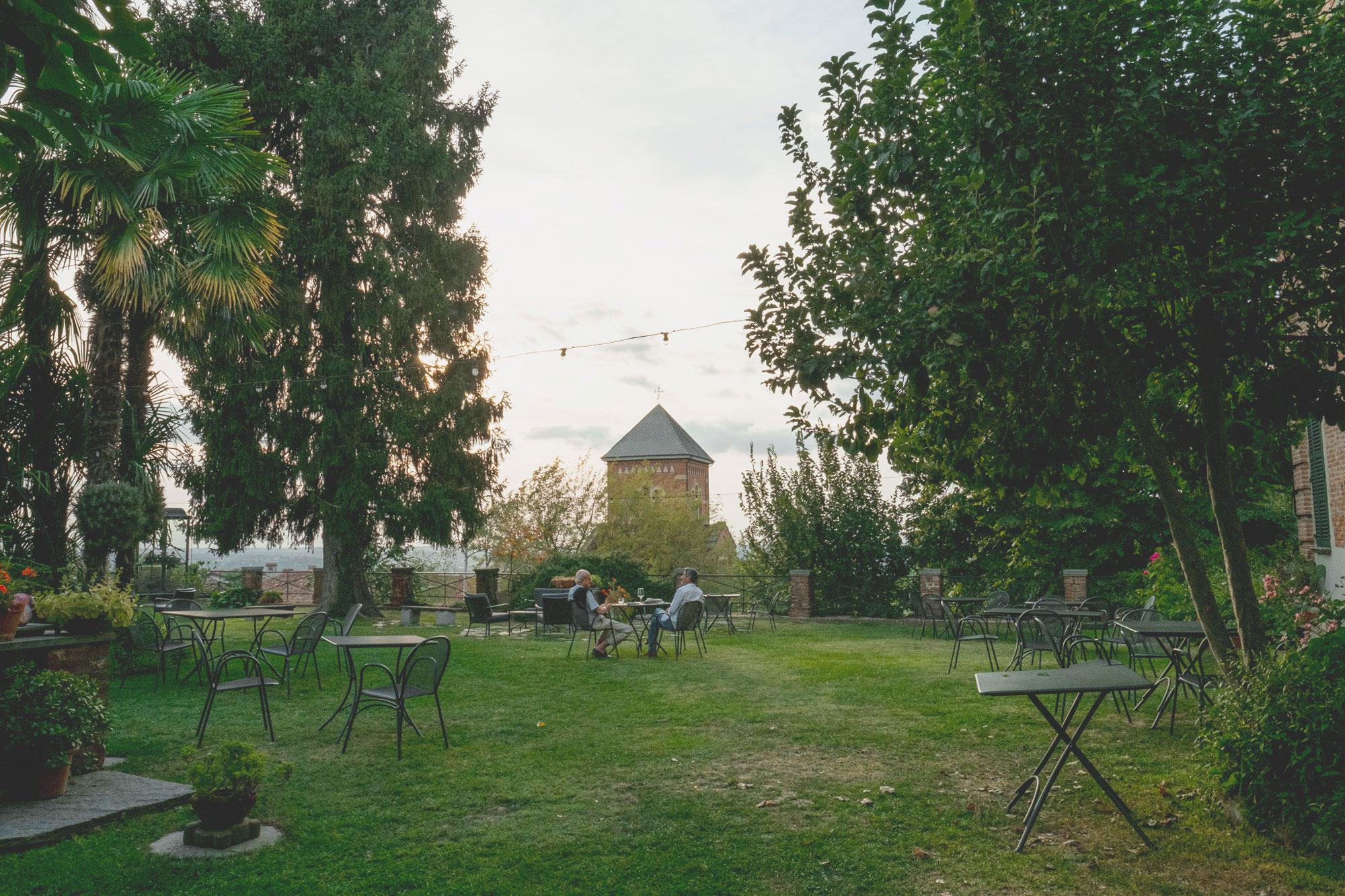 GIARDINI-SEGRETI - Real Castello di Verduno, Albergo e Ristorante